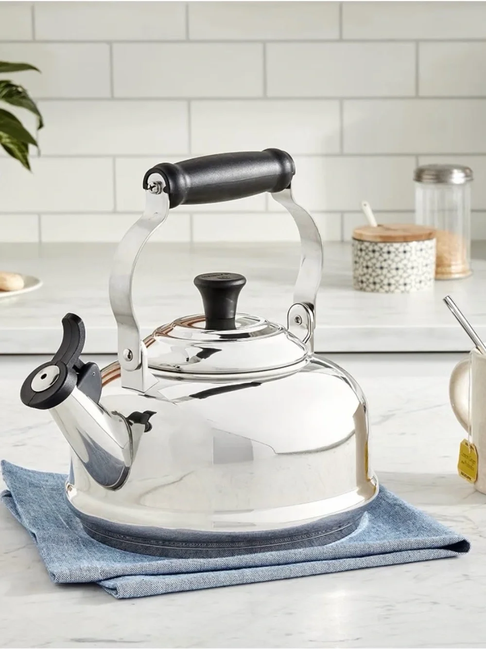 NEW Le Creuset Polished Silver Whistling Tea Kettle with Black Handle
